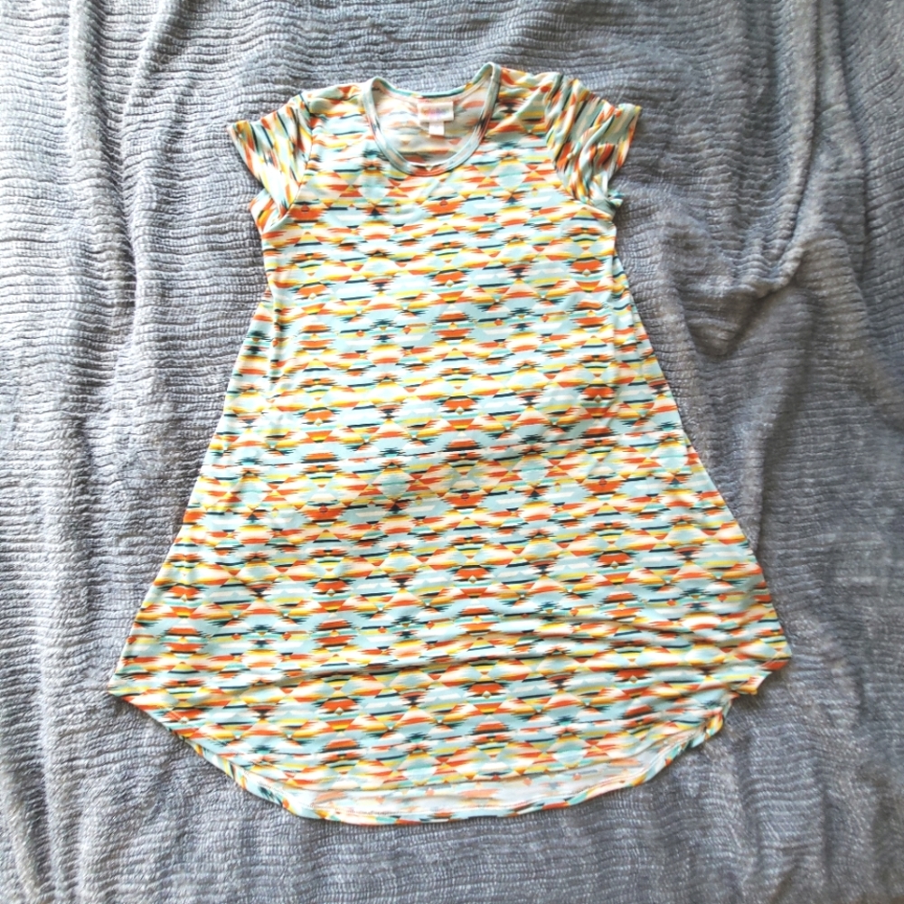 Lularoe Girls Scarlett Dress in a Aztec Design